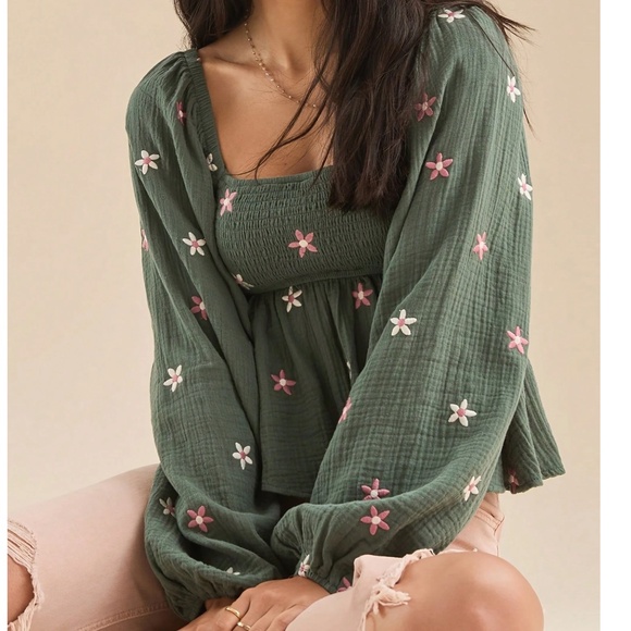 Boho Green Floral Embroidered gauze Long Sleeve Blouse - Picture 2 of 6